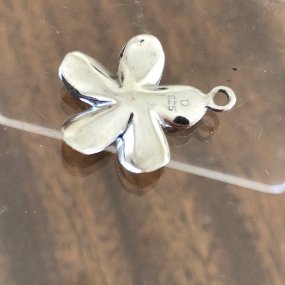 Sterling silver flower plumeria pendant charm with Diamond center - Picture 7 of 9